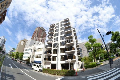 建物外観　落ち着いた雰囲気の外観です