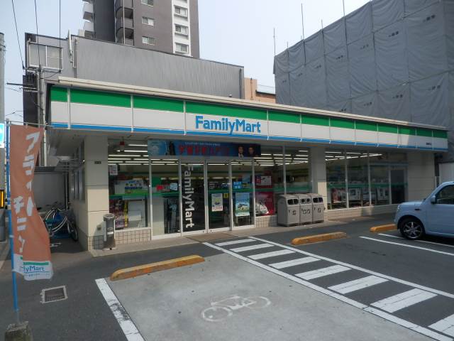 コンビニ　ファミリーマート猫屋町店（コンビニ）まで139m