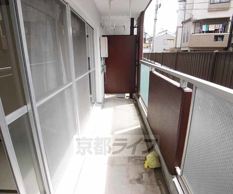 バルコニー　南向きバルコニーです。