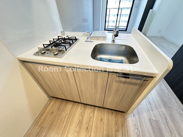 キッチン　※同物件他部屋写真 反転、色違いの場合有 現況優先