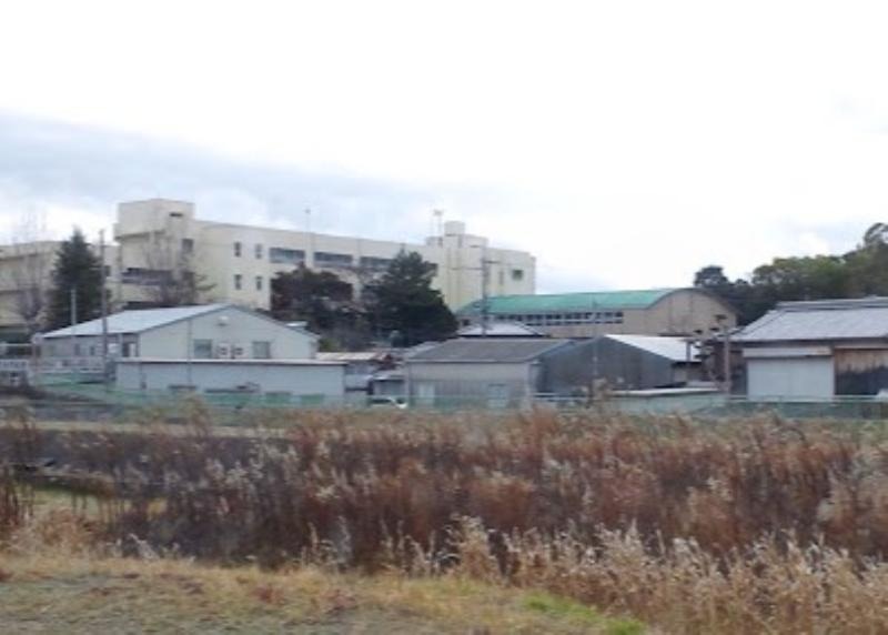 小学校　茨木市立豊川小学校（小学校）まで970m