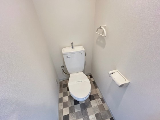 トイレ　※別部屋の写真です