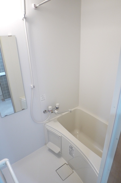 バス・シャワールーム　日々の疲れを癒すお風呂です♪