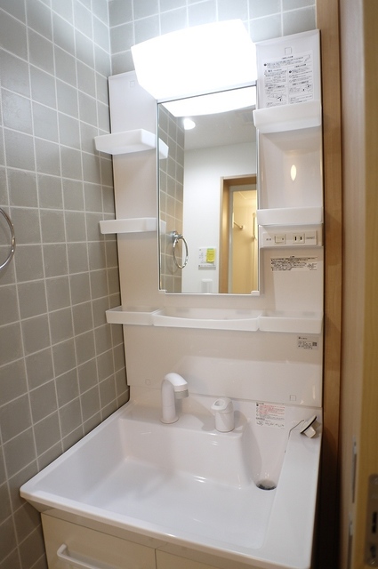 洗面設備　忙しい朝には欠かせない洗面所です♪