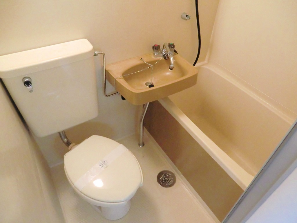 トイレ　※ 別部屋の写真です☆