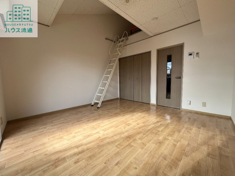 居室・リビング　※別号室の写真