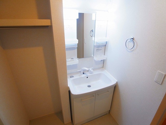 洗面設備　別部屋参考写真