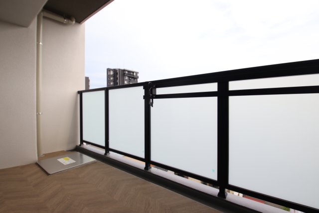 バルコニー　※別号室の参考写真です