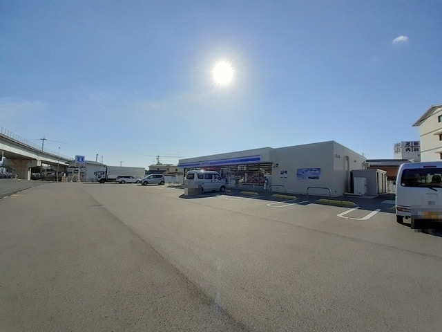 コンビニ　ローソン 野市町西野東店（コンビニ）まで206m