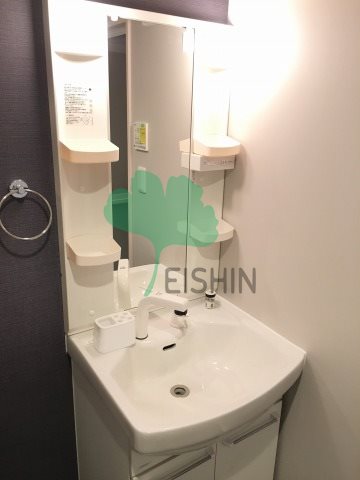 洗面設備　シンプルで使いやすい洗面台です！
