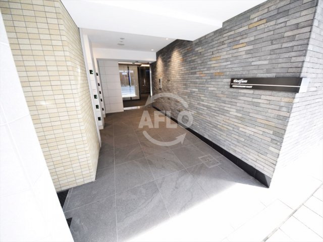 エントランス　ファーストフィオーレ心斎橋イースト　エントランス