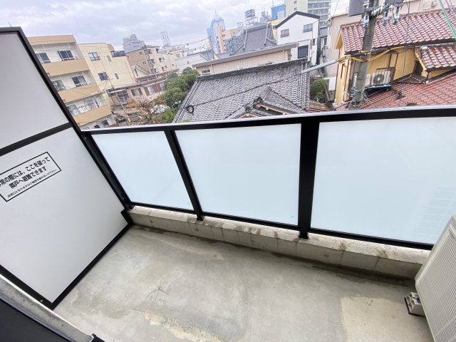 バルコニー　落ち着いた時間を過ごせるバルコニーです