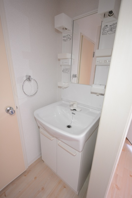 洗面設備　シャンプードレッサー付き