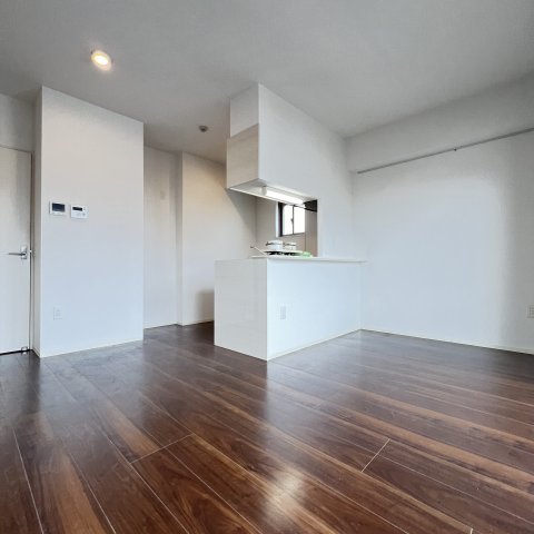 居室・リビング　同仕様タイプです