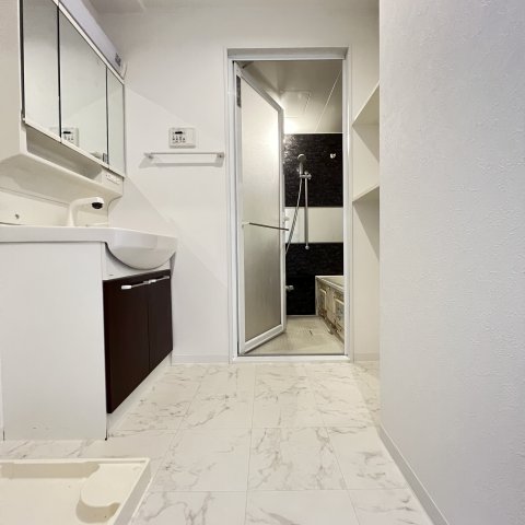 洗面設備　同仕様タイプです