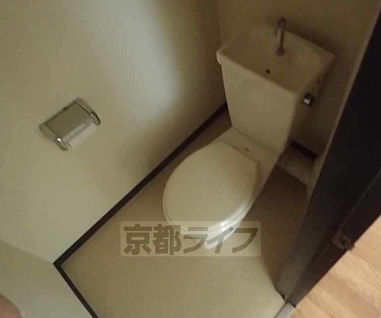 トイレ　すっきりとしたトイレです。