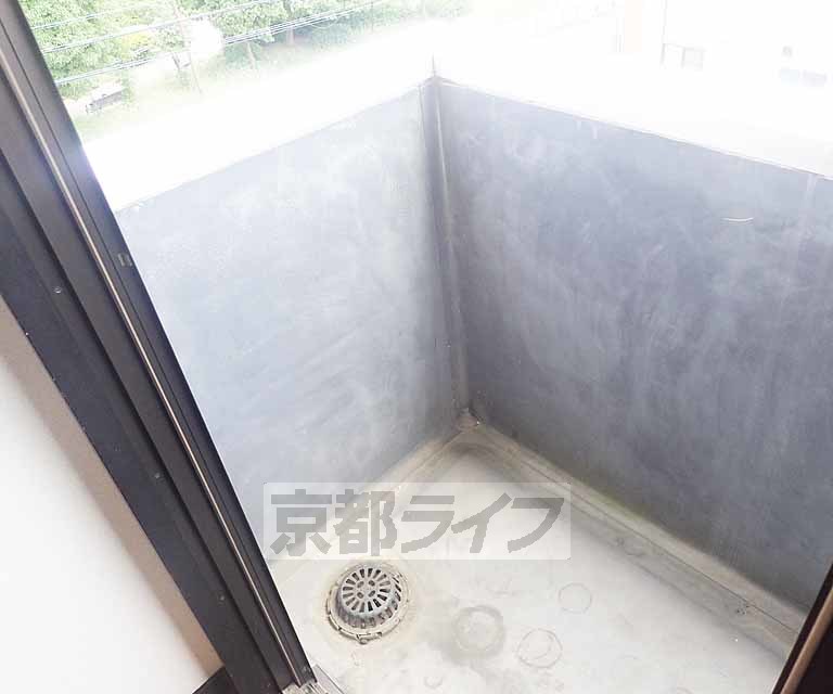 バルコニー　日当たり良好です。