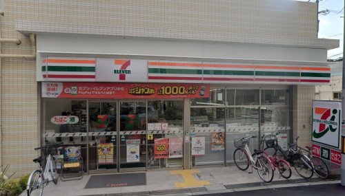 コンビニ　セブンイレブン 大阪大国町駅南店（コンビニ）まで105m