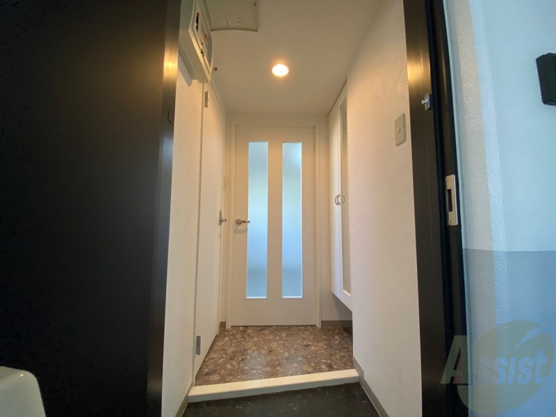 玄関　玄関にはシューズボックスもあって便利そう！