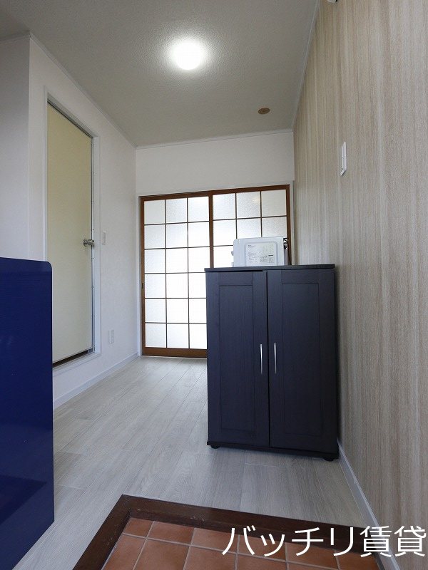 玄関　別号室の画像。現況優先