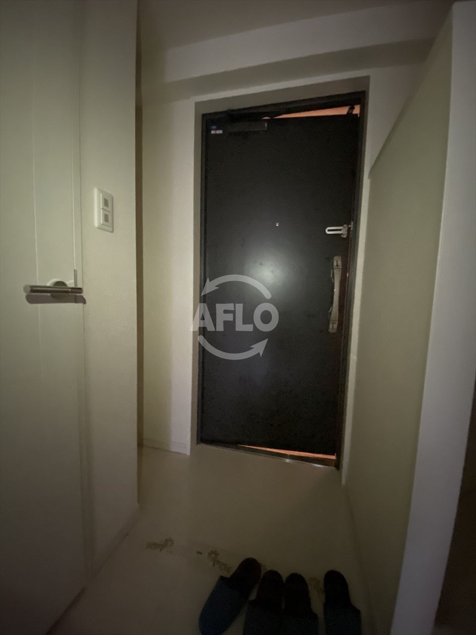 玄関　KDX堺筋本町レジデンス　玄関