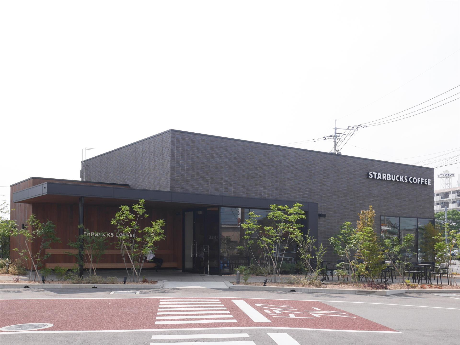 飲食店　スターバックスコーヒー（飲食店）まで140m