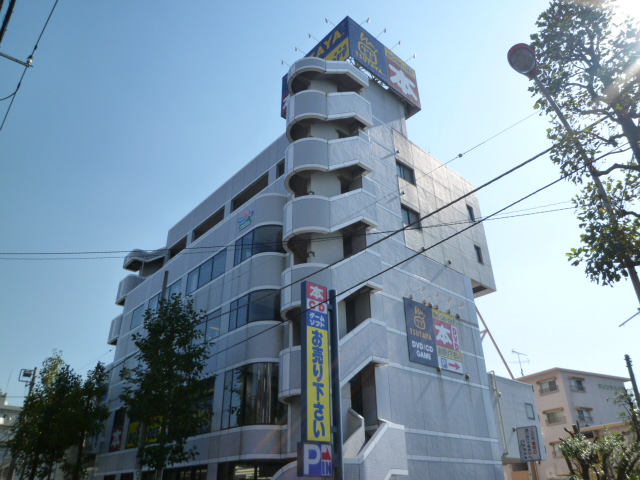 レンタルビデオ　TSUTAYA武蔵中原店（レンタルビデオ）まで745m