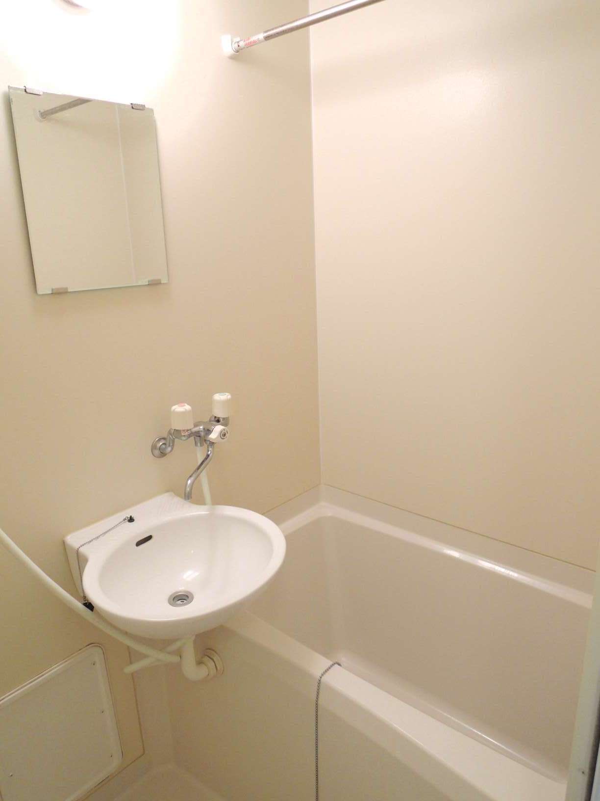 バス・シャワールーム　お風呂で日々の疲れを落としましょう