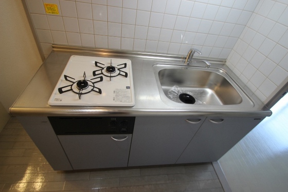 キッチン　※別号室の写真です