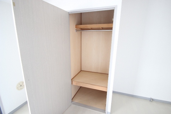 収納　※別号室の写真です