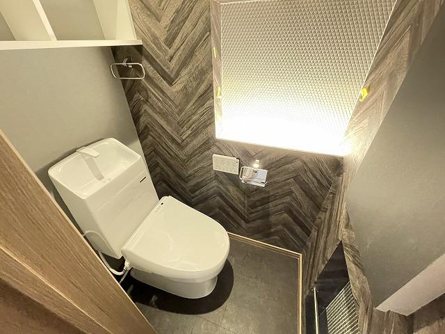 トイレ　トイレ