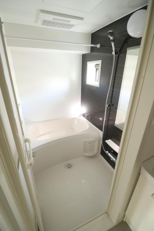 バス・シャワールーム　追い焚き、浴室乾燥付きバス