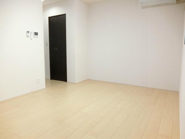 居室・リビング　室内きれいです！