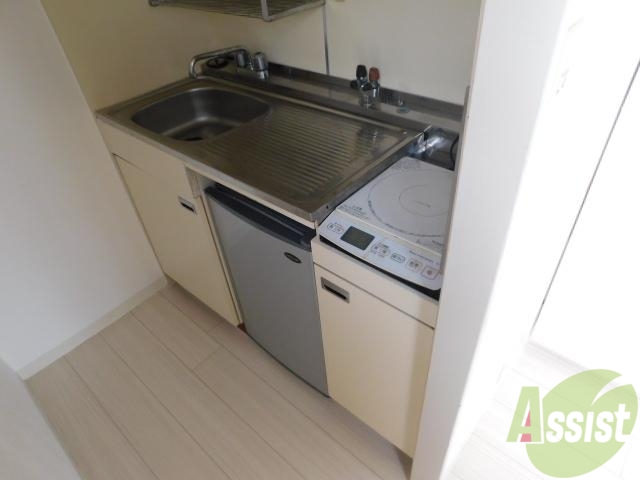 キッチン　コンパクトなキッチンですね。