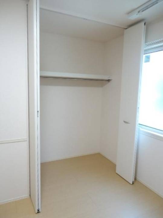 収納　クローゼット