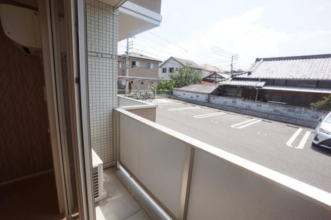 バルコニー　バルコニー