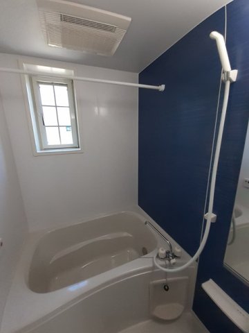 バス・シャワールーム　お風呂です