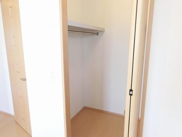 収納　ウォークインクローゼット！