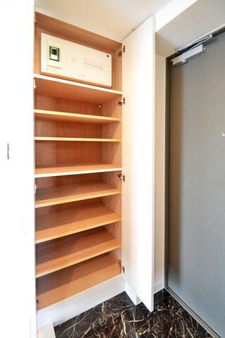 その他設備　落ち着いた玄関☆