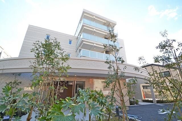 建物外観　落ち着いキレイな外観☆