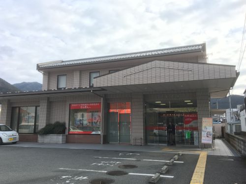 銀行　但馬銀行　柏原支店（銀行）まで422m