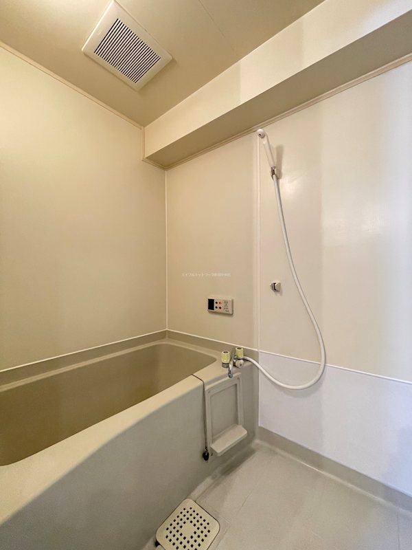バス・シャワールーム　401号室参考写真