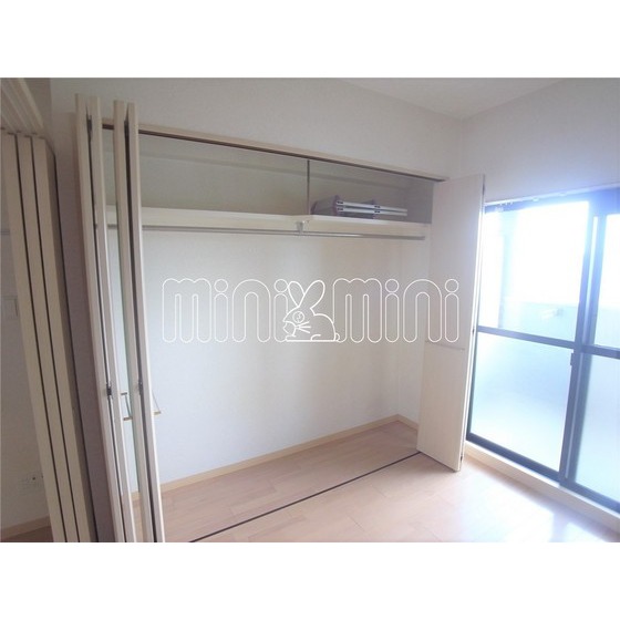 収納　ウォシュレット