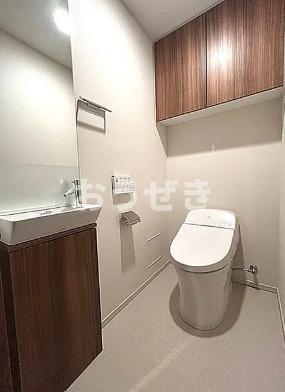 トイレ　※同仕様参考写真