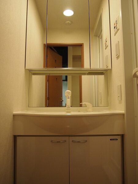 洗面設備　※別室参考写真