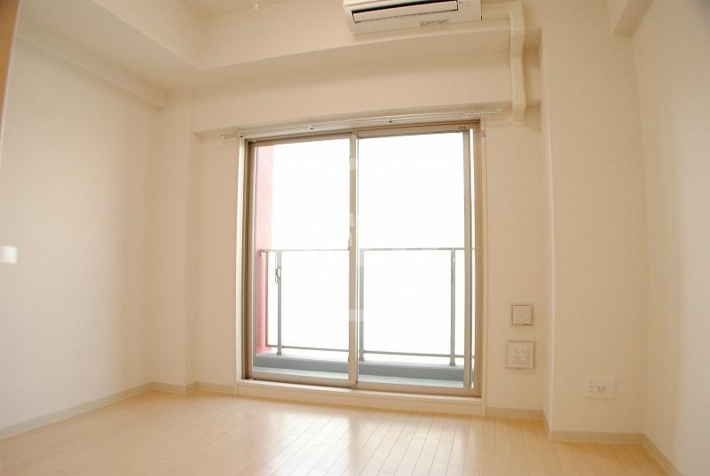 居室・リビング　エステムプラザ難波WESTIIプレディア　洋室