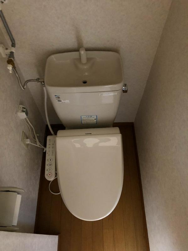 トイレ　トイレ