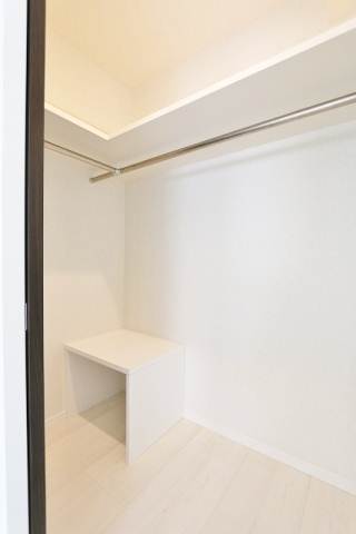 収納　ウォークインクローゼットで荷物が多い方も安心