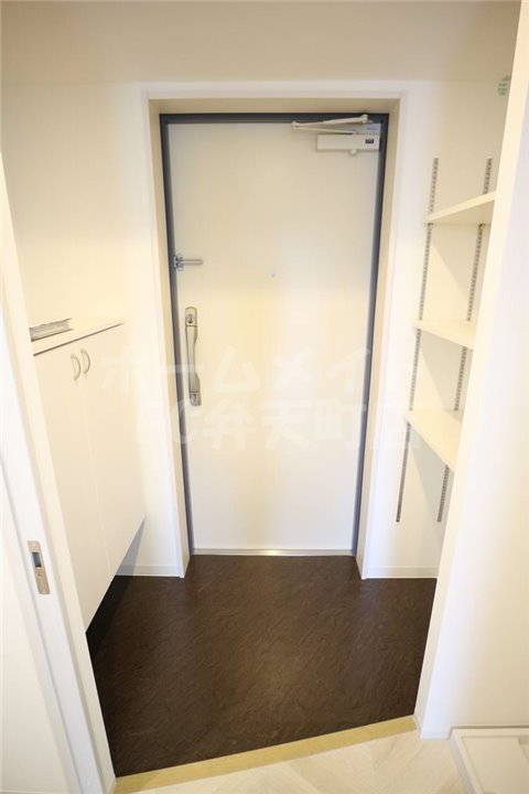 玄関　シューズBOXがあります