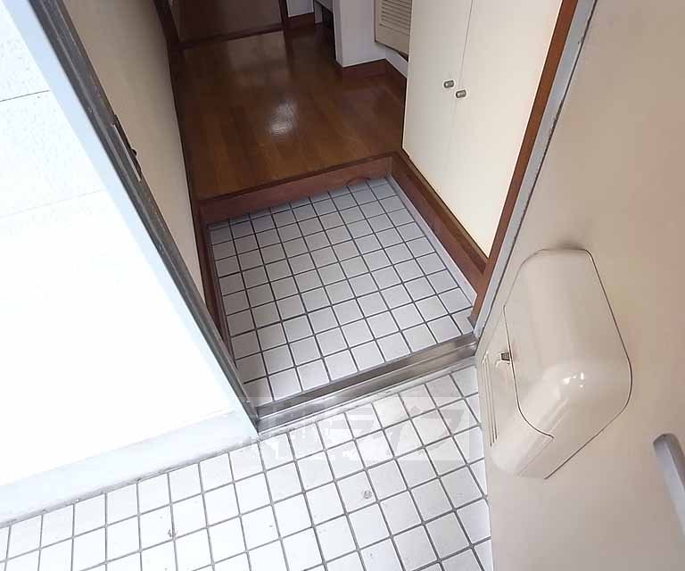 玄関　オシャレなタイルの玄関です。